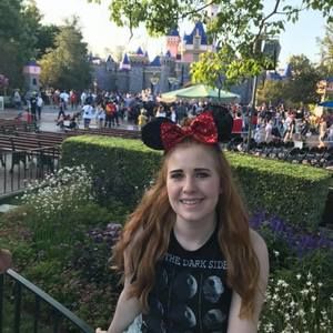 Meet your Posher, Stephanie